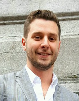 staff_picture