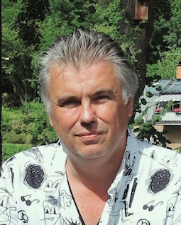 staff_picture